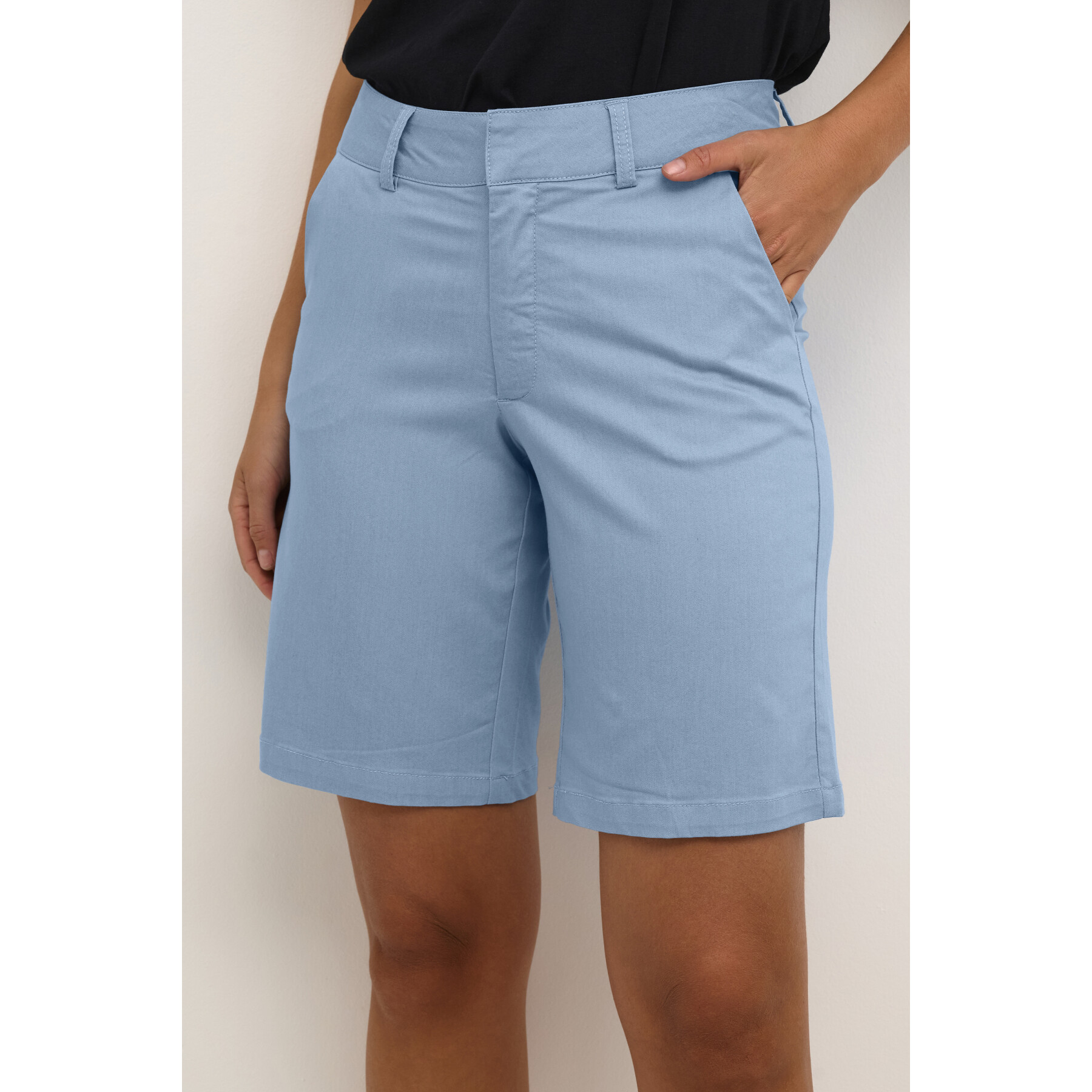 Women's shorts KAFFE Alea City