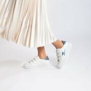 Women's sneakers Vanessa Wu éclair blanches à détails serpent bleu pétrole